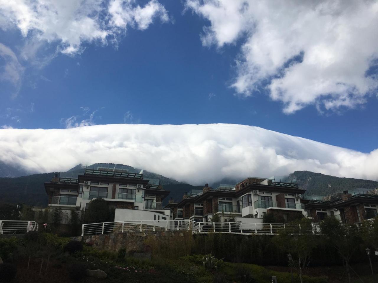 Liman. Cloud Golf Homestay Dali  Exteriör bild